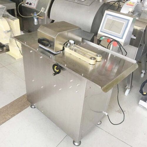 máy buộc chỉ xúc xích công nghiệp 2