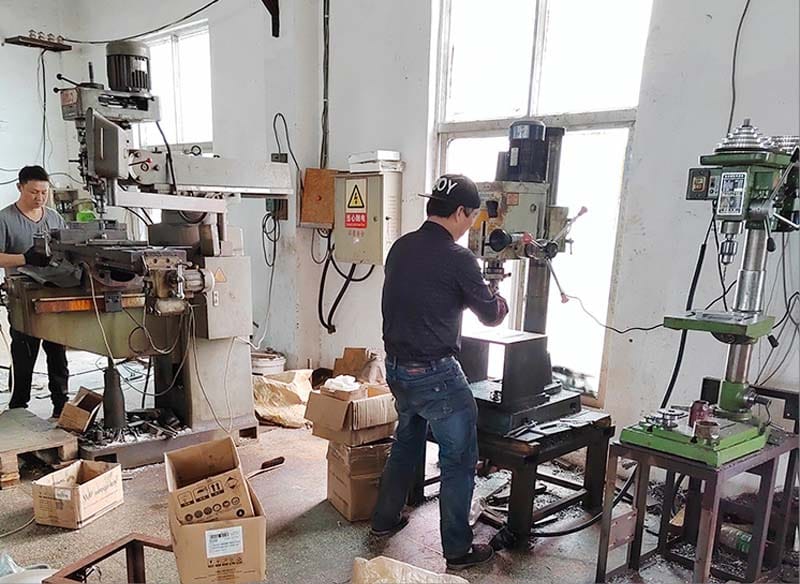 sản xuất máy làm bánh trung thu